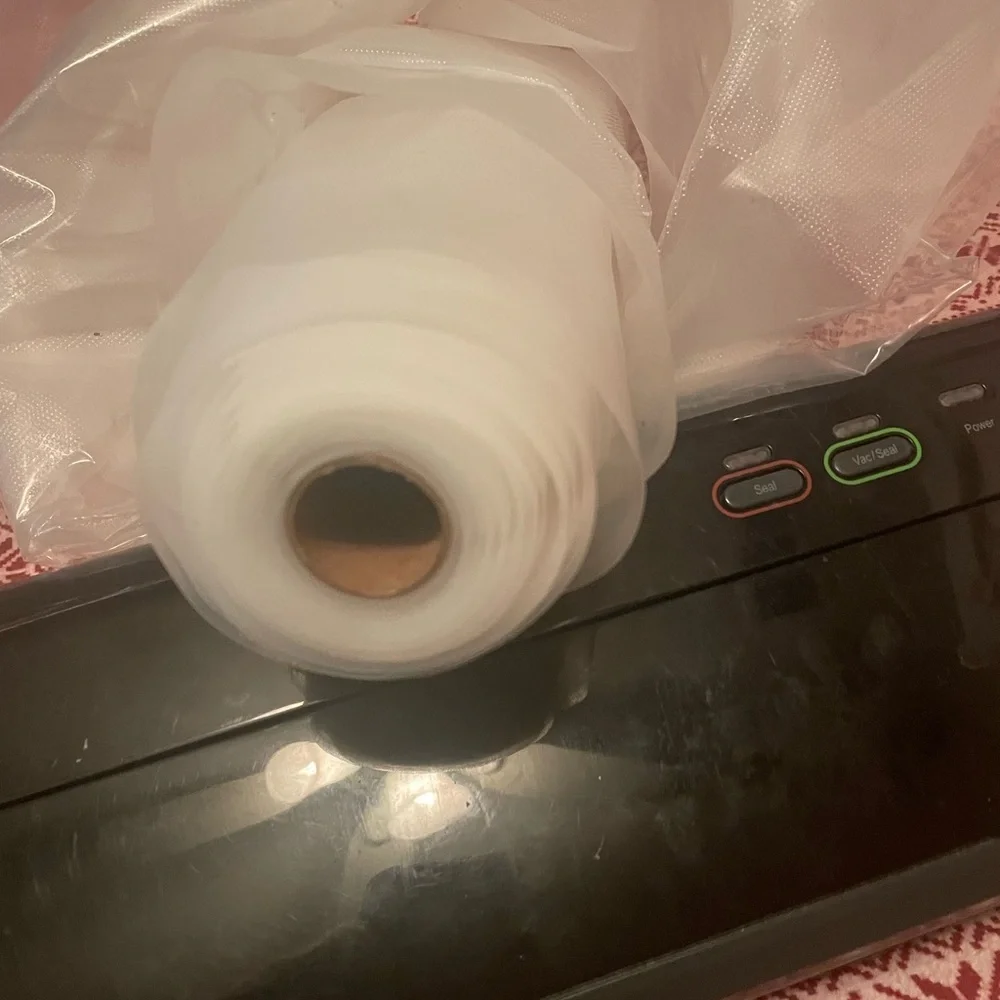 FoodSaver Vacuum Sealer in Black